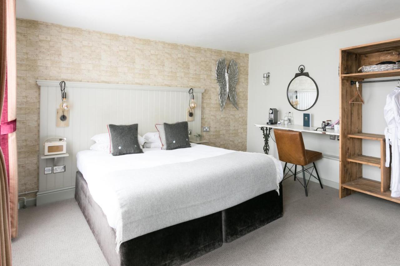 Hotel The Angel & Blue Pig Lymington Zewnętrze zdjęcie